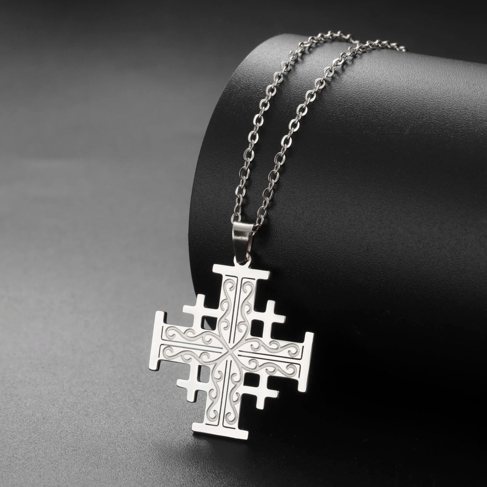 Croix avec gravure tresse or 18K 2,03 gr | vente en ligne sur Croix avec gravure tresse or 18K 2,03 gr | vente en ligne sur