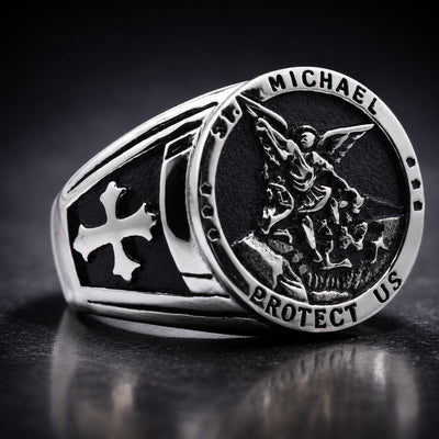 Bague de l’Archange Michel argentée en acier inoxydable avec motif protecteur