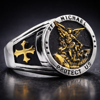 Bague de l’Archange Michel en acier inoxydable avec inscription Protect Us sur fond anthracite
