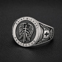 Bague de la Prière de l’Archange en argent 925 sterling vue de côté avec sceau Saint Michael et croix latérale