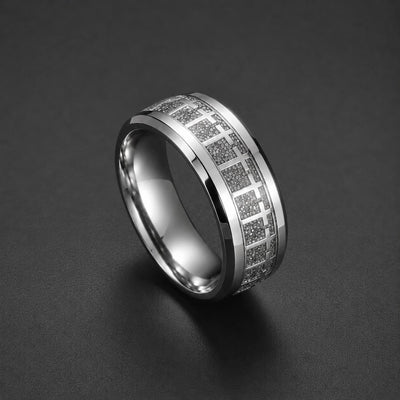 Bague de l'Espoir en acier inoxydable version argentée avec motif croix et texture brillante