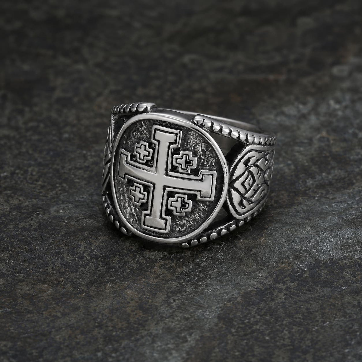 Bague de Saint Jean de Jérusalem en acier inoxydable avec croix de Jérusalem