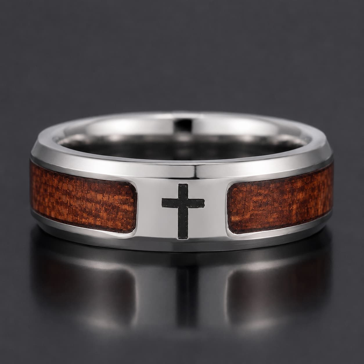 Bague du Dévot en acier inoxydable avec croix noire centrale et inserts bois brun vue de face