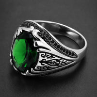 Bague du Commandeur en argent 925 sterling avec pierre verte facettée et ornements noirs
