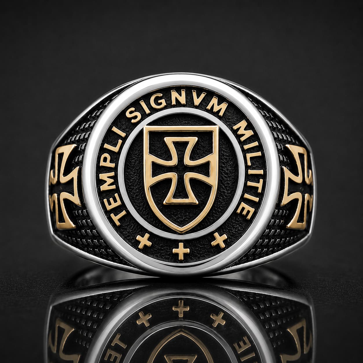 Bague du Général en acier inoxydable avec emblème templier noir et doré sur fond anthracite