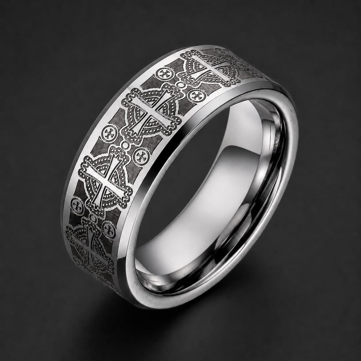 Bague Sacrée des Templiers en tungstène avec croix gravées sur fond anthracite