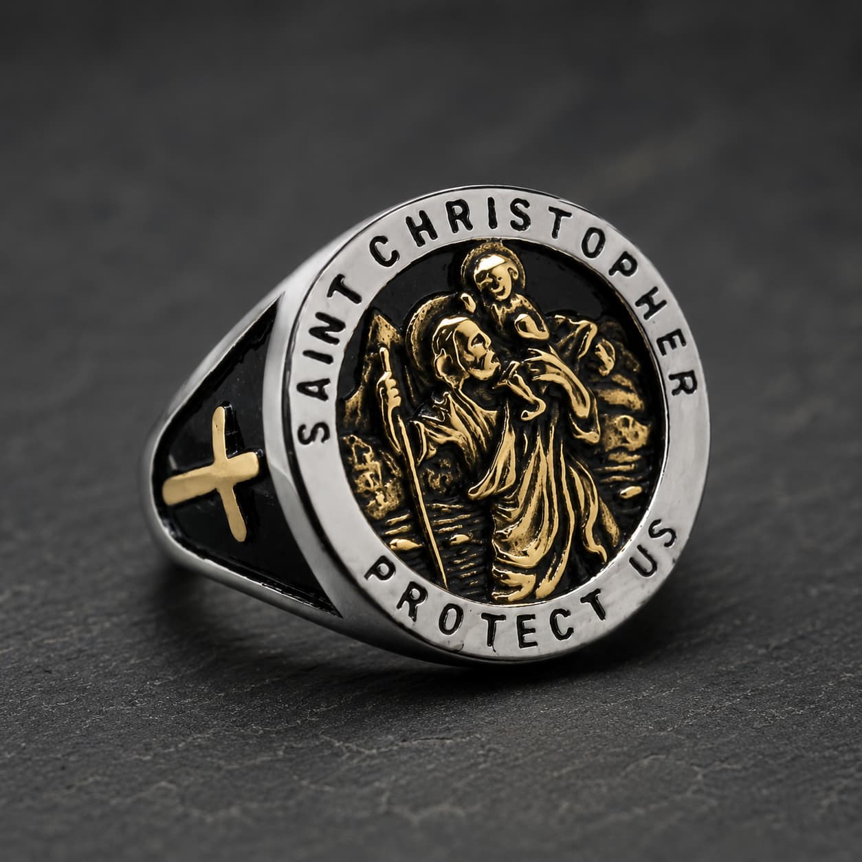 Bague Saint Christophe en acier inoxydable avec médaille dorée et inscription Protect Us