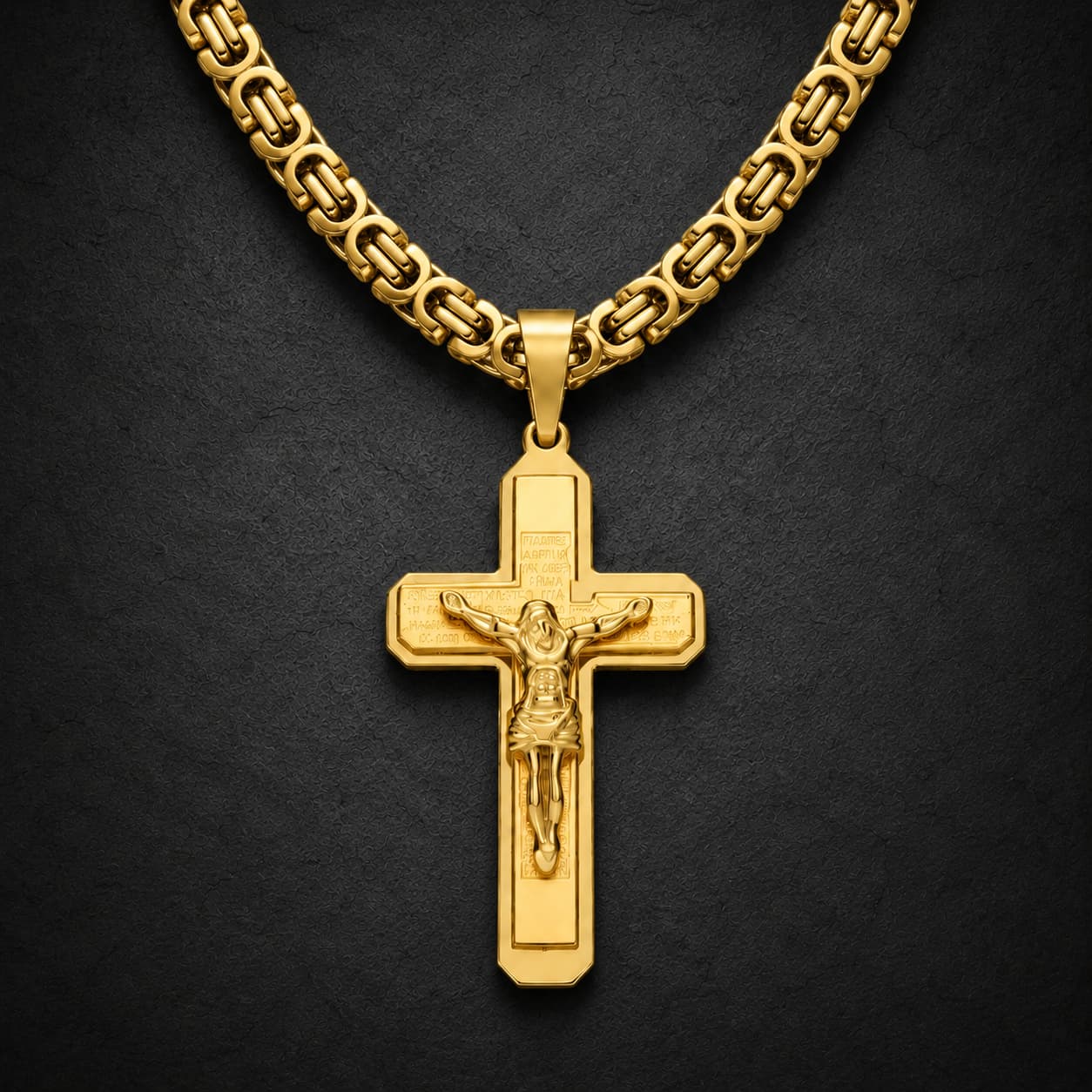 Collier de la Foi du Temple en acier inoxydable doré avec pendentif crucifix sur ardoise sombre