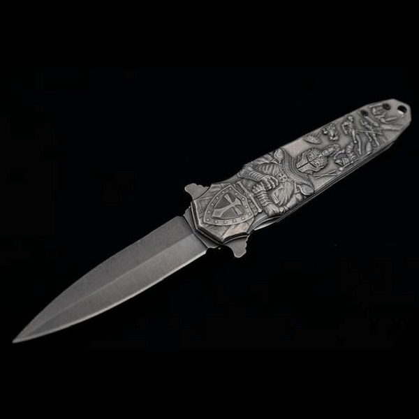 Couteau Pliant du Chevalier Templier en acier inoxydable avec lame ouverte