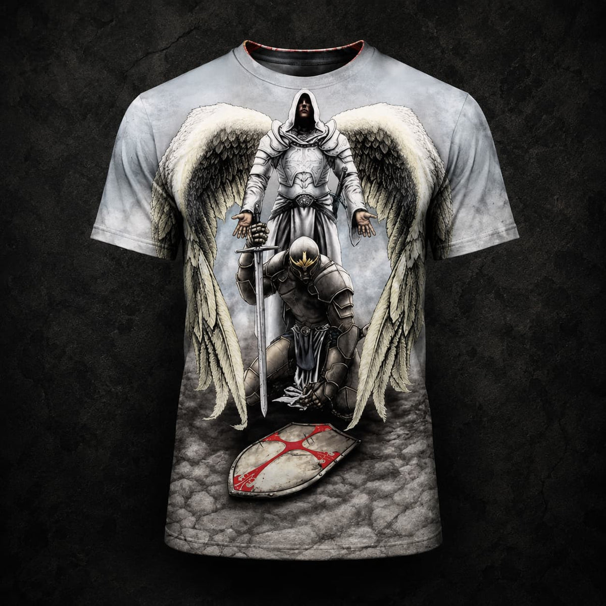 T-Shirt Protection de l’Archange en polyester et spandex avec motif d’archange protecteur et chevalier agenouillé sur fond anthracite.