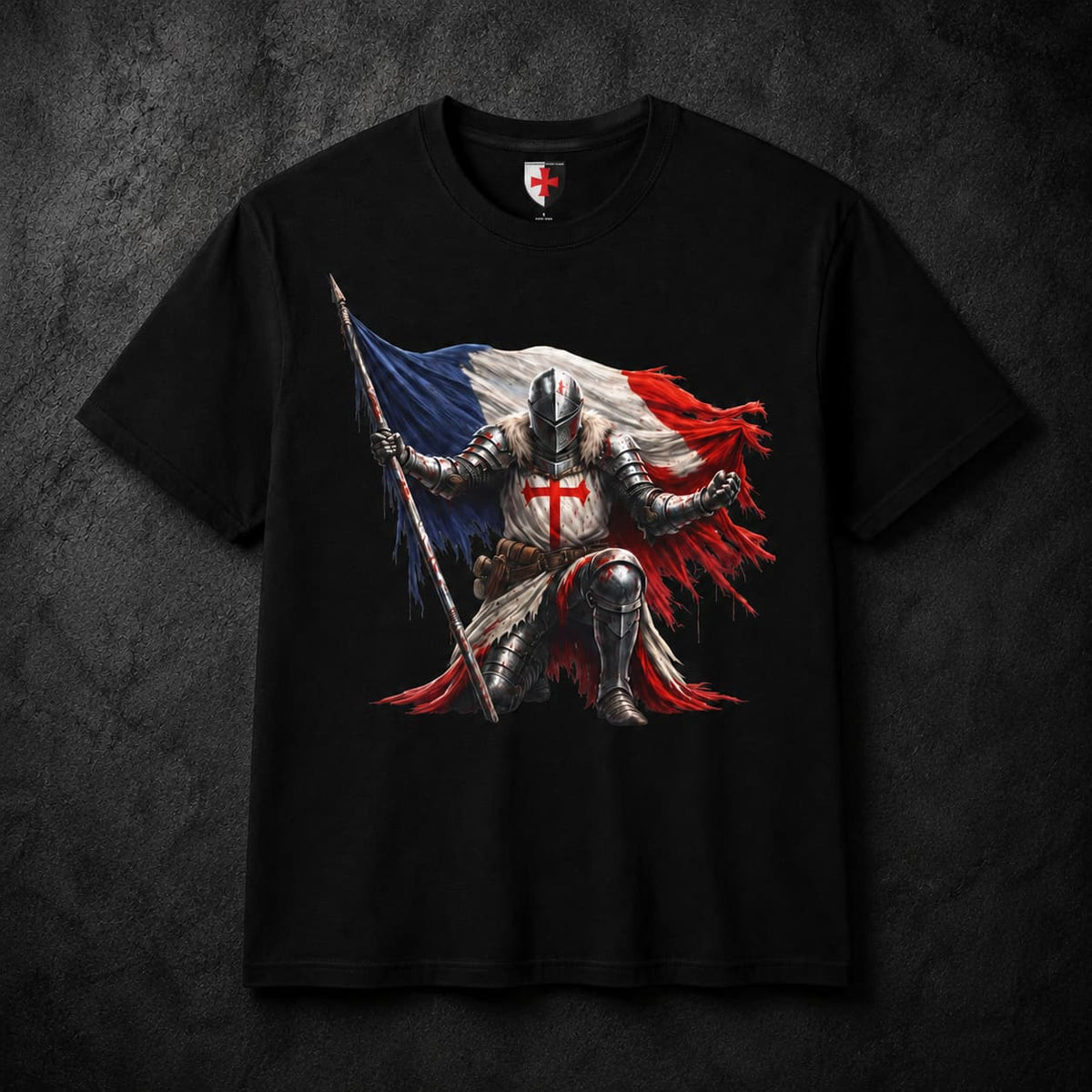T-shirt Templier Éternel en coton noir avec chevalier templier agenouillé et drapeau tricolore.