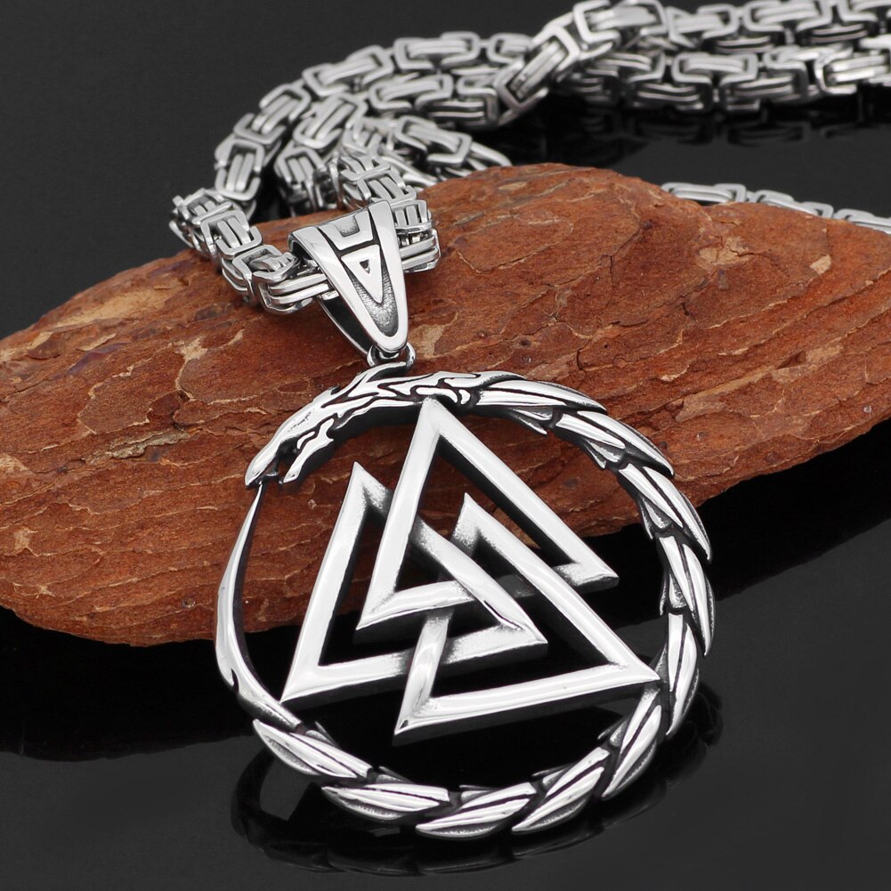 Collier Chaine Et Pendentif Marteau De Thor / Thoshammer Collier Chaine Et Pendentif Marteau De Thor / Thoshammer
